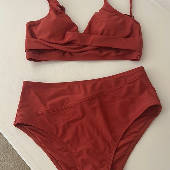 Cupshe high waisted bikini. - Picture 1 of 7